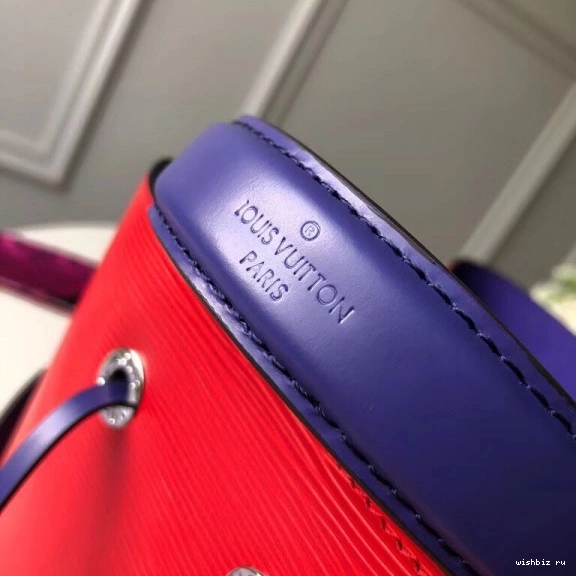 WIS LOUIS NÉONOÉ VUITTON 1204